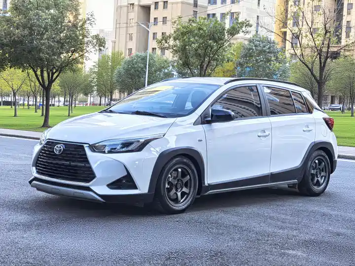 Toyota Yaris L