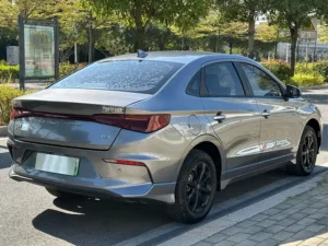 BYD E3