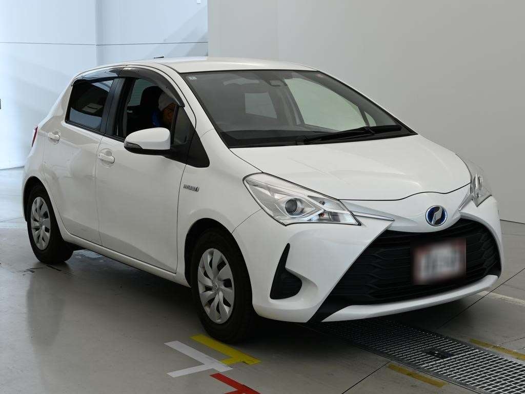 Toyota Vitz Hybrid